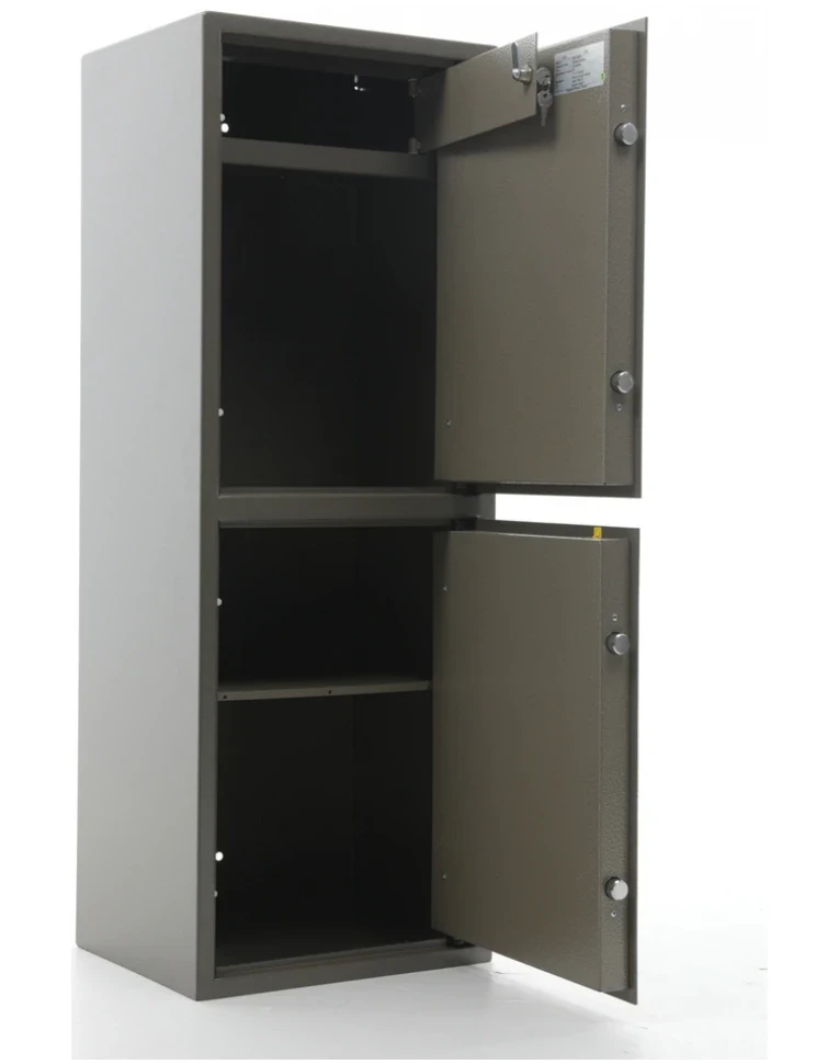 Офисный сейф Aiko TM-120T/2, внутреннее отделение Офисный сейф Aiko TM-120T/2, внутреннее отделение