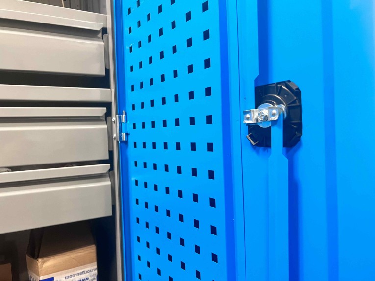 Шкаф инструментальный TNC 180.0 купить в Ярославле Шкаф инструментальный TNC 180.0 купить в Ярославле