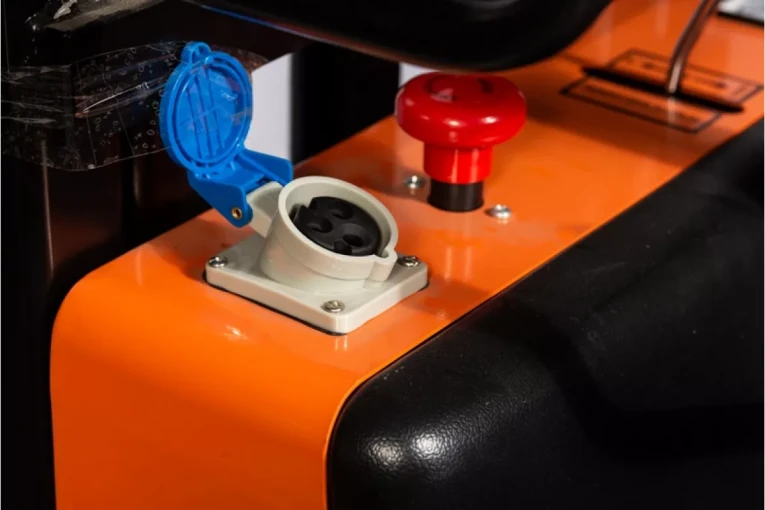 Штабелер с электроподъемом 1 т - 3 м Вилы: 1100 , Гелевая АКБ, SPN1030 SIBLINE купить в Ярославле