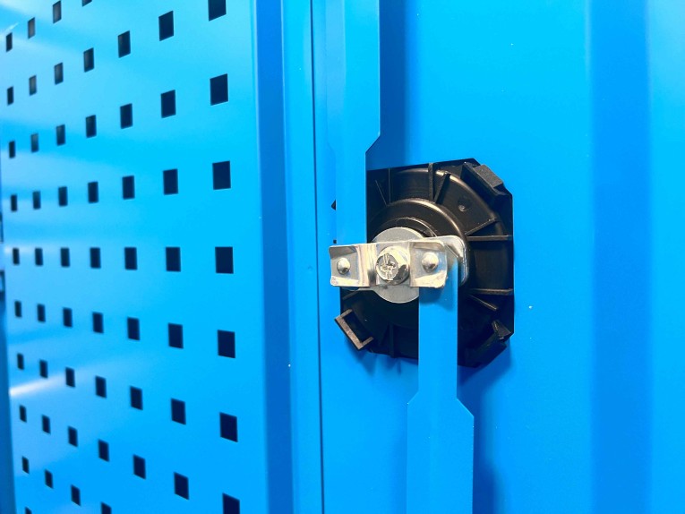 Шкаф инструментальный TNC 180.B5.S1 купить в Ярославле Шкаф инструментальный TNC 180.B5.S1 купить в Ярославле