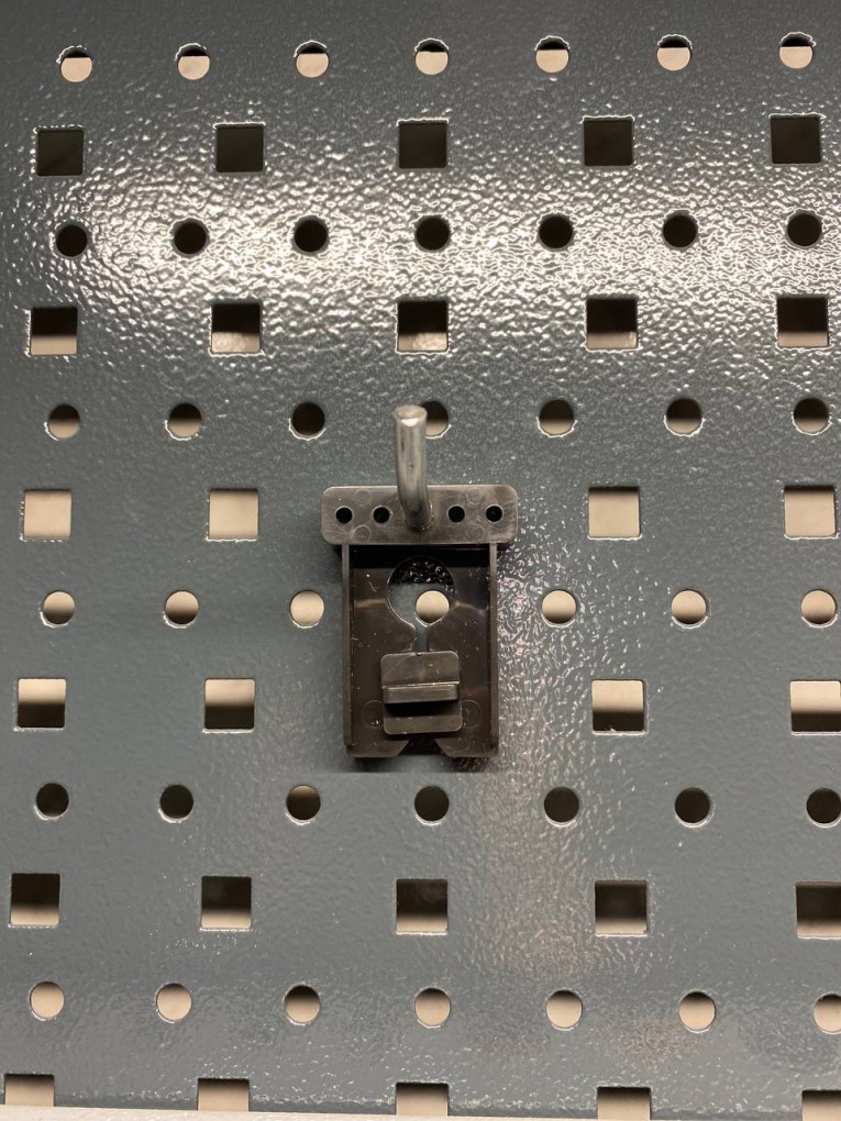 Крючок 38 мм купить в Ярославле Крючок 38 мм купить в Ярославле