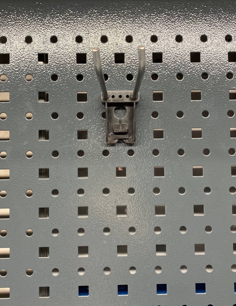 Крючок двойной 100 мм купить в Ярославле Крючок двойной 100 мм купить в Ярославле