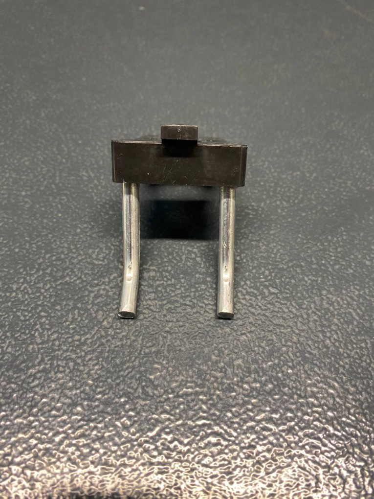 Крючок двойной 38 мм купить в Ярославле Крючок двойной 38 мм купить в Ярославле